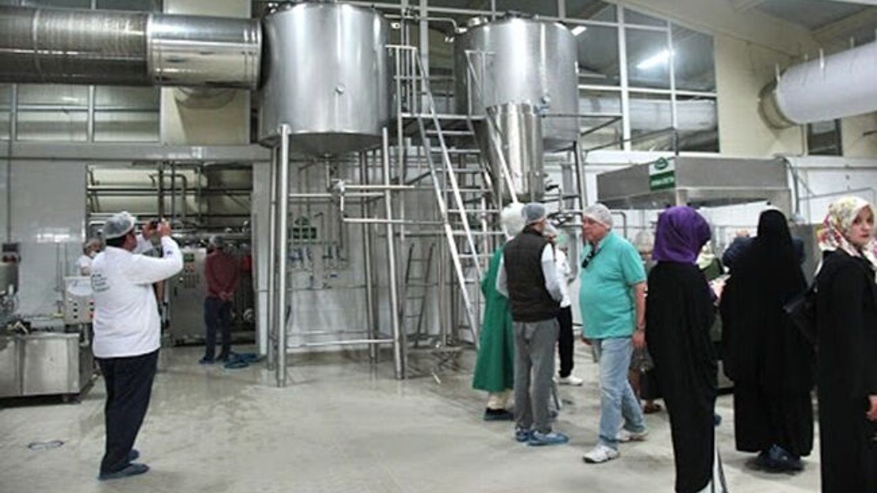 DÜZCE'DE ÜRETİM YAPAN BİR TESİSTE ÇALIŞAN İŞÇİDE KORONA TESPİT EDİLDİ...