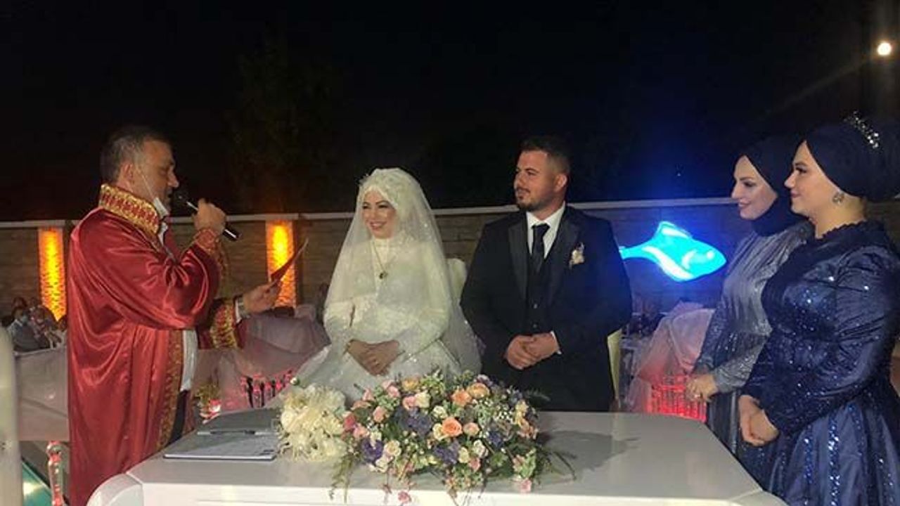 YILDIRIM VE SEVİM AİLELERİNİN MUTLU GÜNÜ…