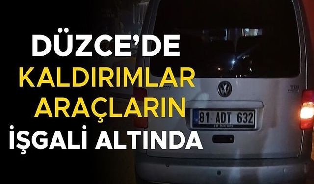 YOLDA YÜRÜYEN YAYALARIN CAN GÜVENLİĞİ YOK!