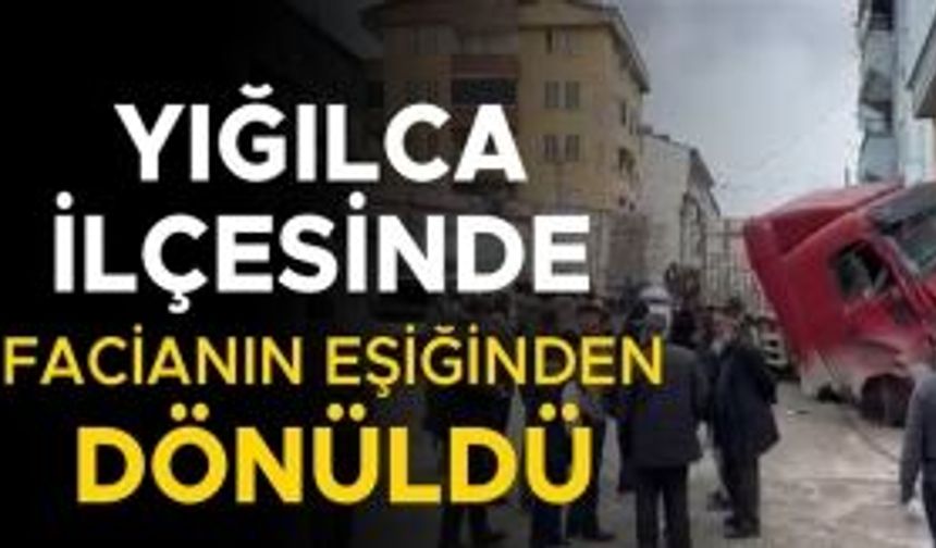 SÜRÜCÜ KONTROLÜNÜ KAYBETTİ TIR MARKETE GİRDİ